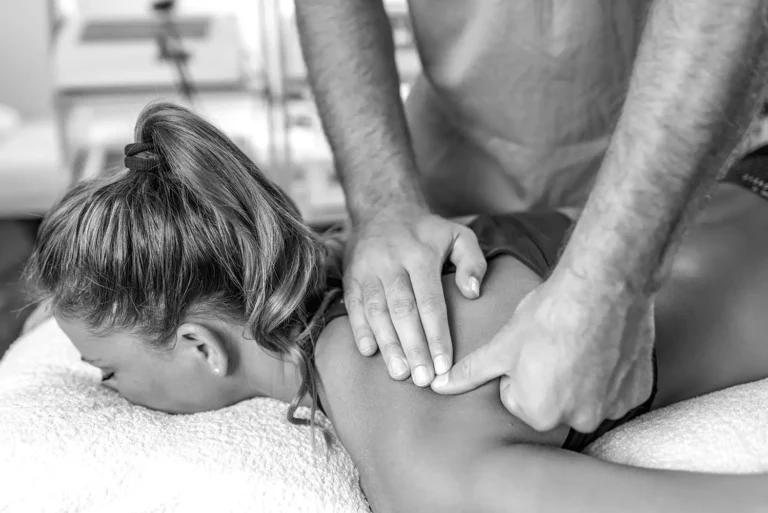 Massagetherapie der Sport Reha GmbH Berlin